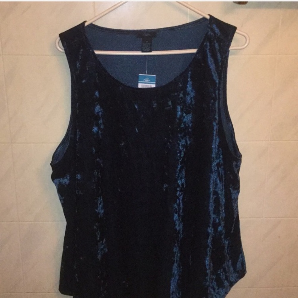 Rue 21 blue velvet tank top